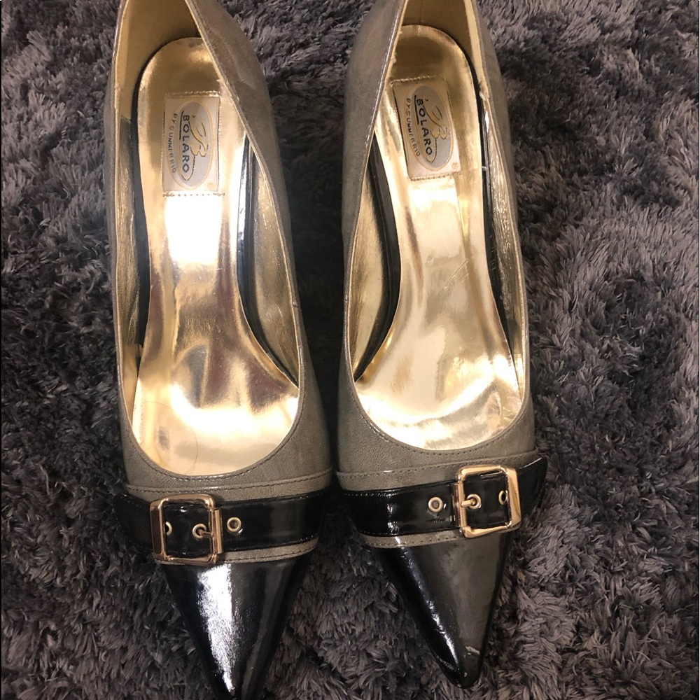 Great pumps! Black and grey!